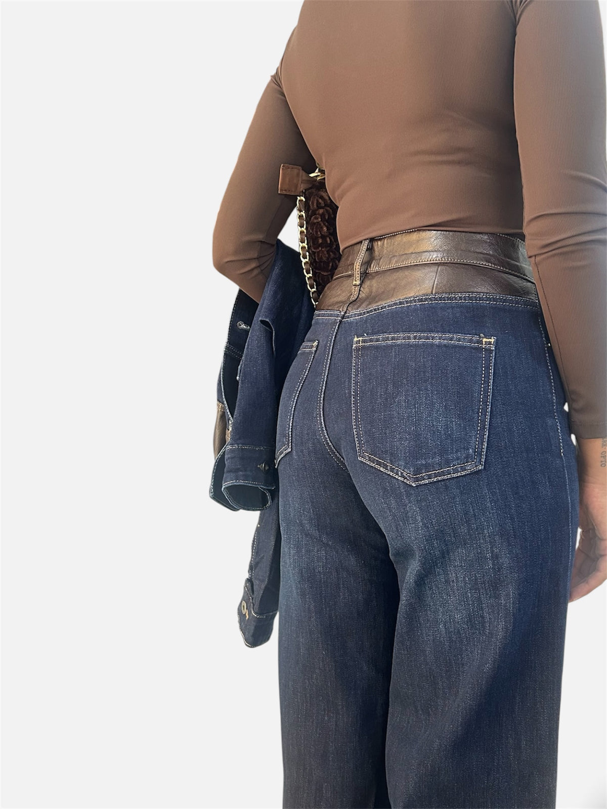 Jeans wide leg fascia effetto pelle