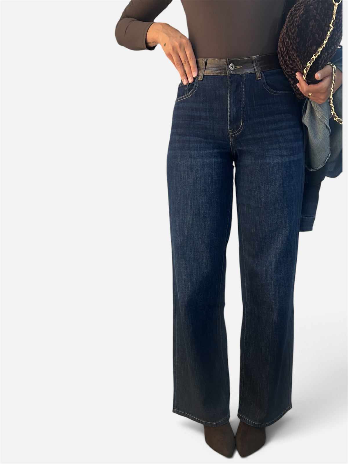 Jeans wide leg fascia effetto pelle