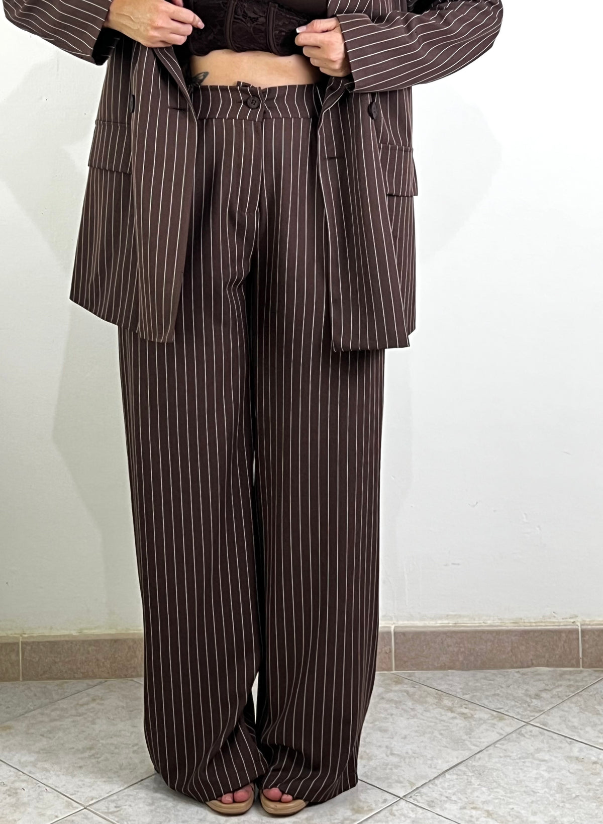 Tailleur Gessato Marrone YOUR NEXT STEP
