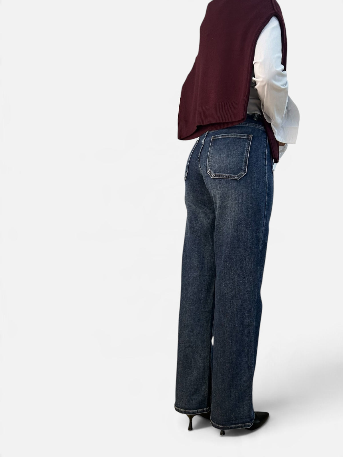 Jeans wide leg con tasche frontali