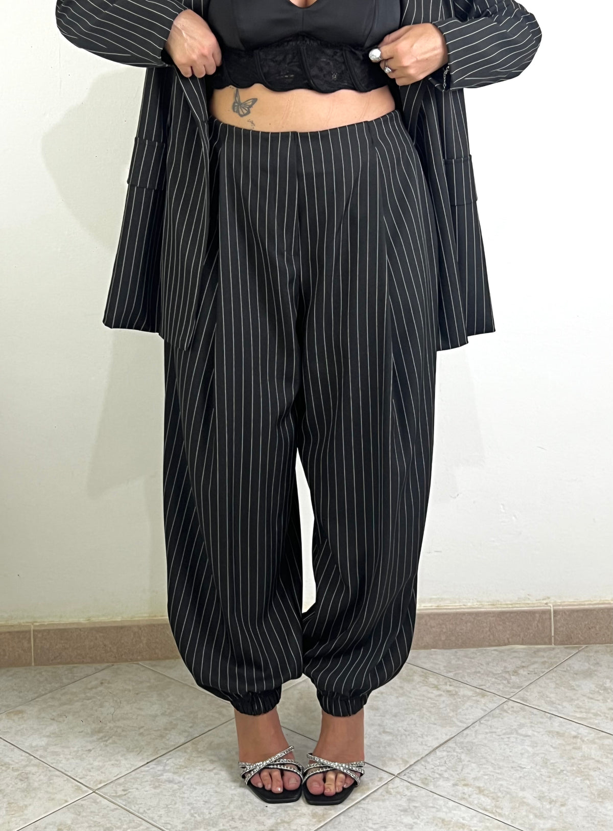 Tailleur Gessato Nero YOUR NEXT STEP