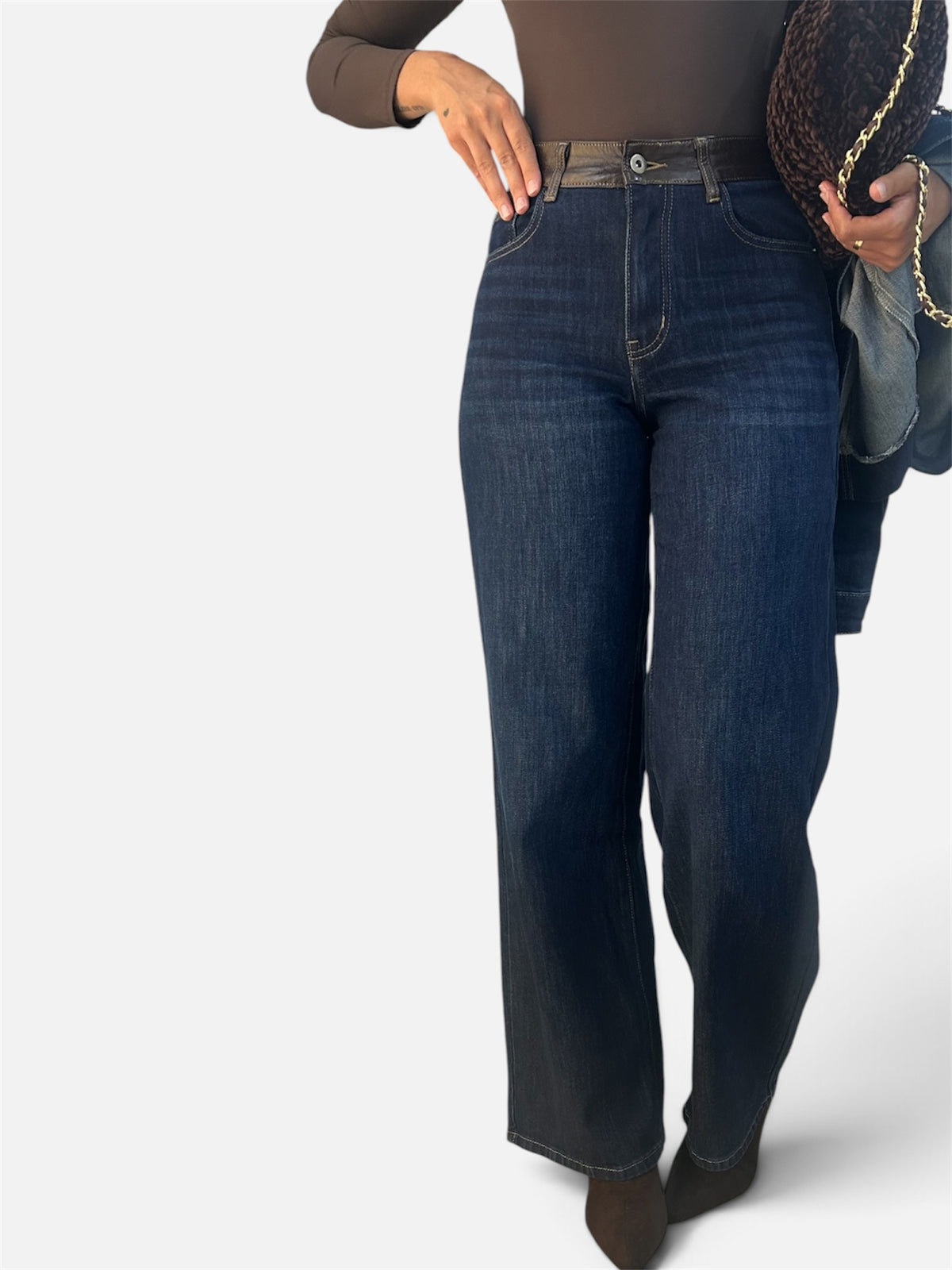 Jeans wide leg fascia effetto pelle
